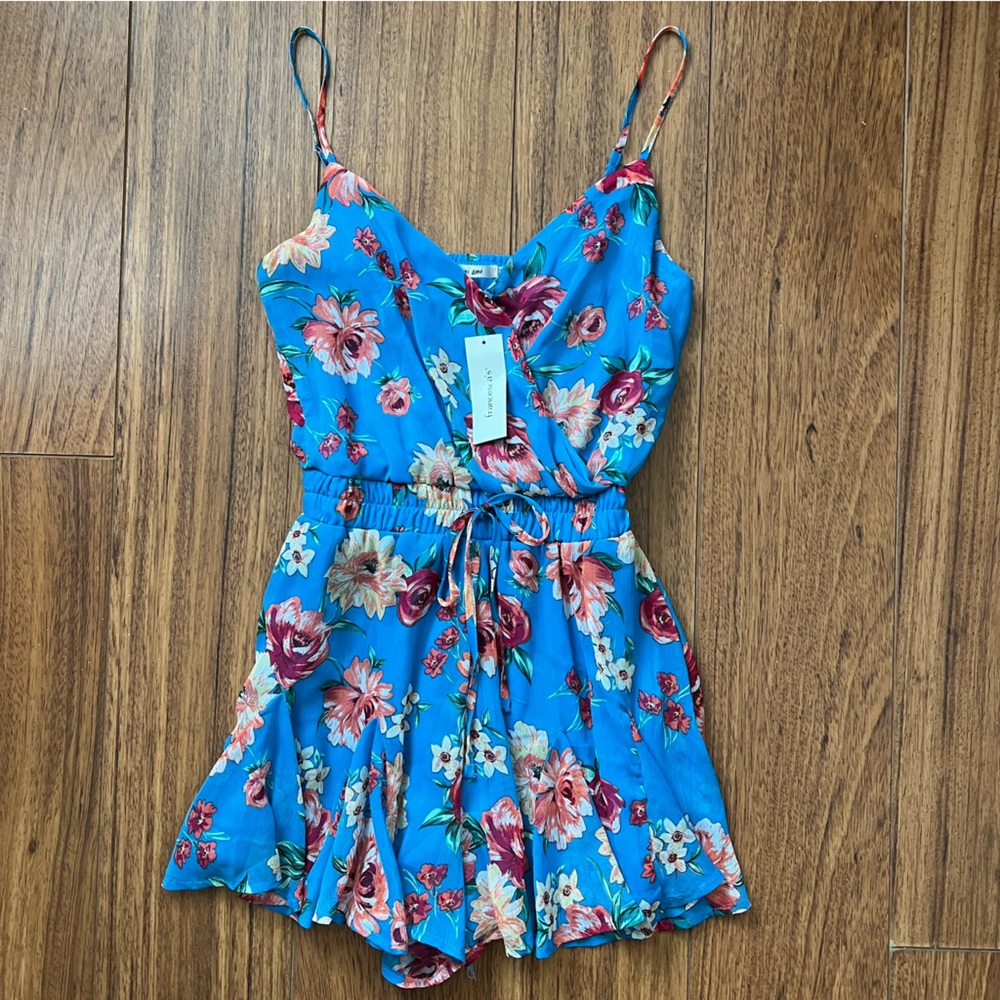 NWT Francesca’s Floral Romper